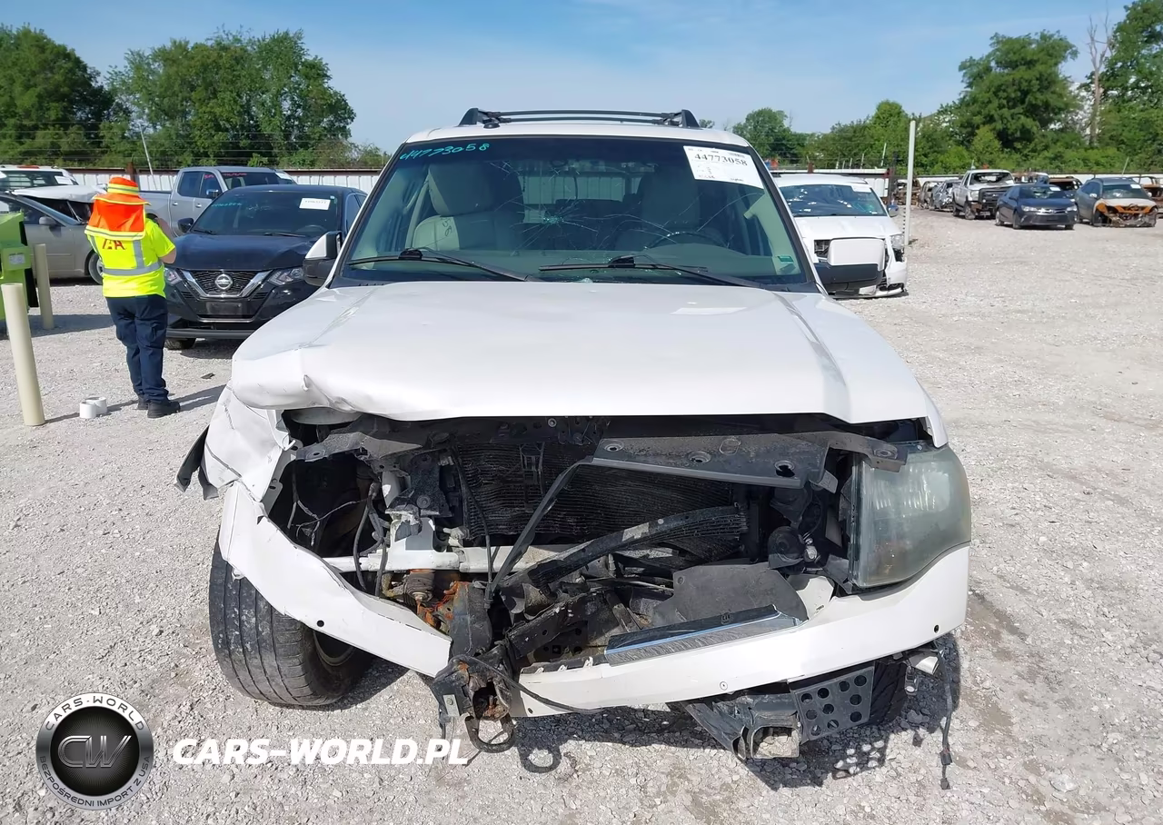 2013 Ford Expedition Limited VIN:1FMJU2A51DEF02695 - 13
