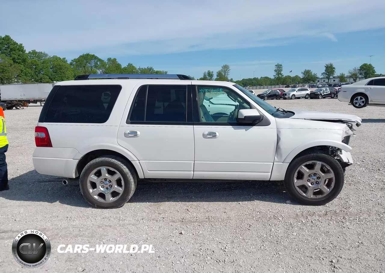 2013 Ford Expedition Limited VIN:1FMJU2A51DEF02695 - 14