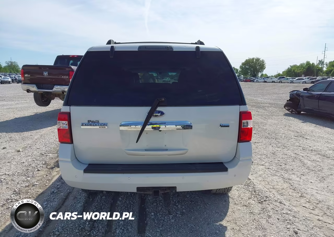 2013 Ford Expedition Limited VIN:1FMJU2A51DEF02695 - 17