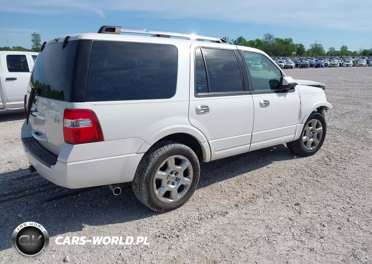 2013 Ford Expedition Limited VIN:1FMJU2A51DEF02695 - 4