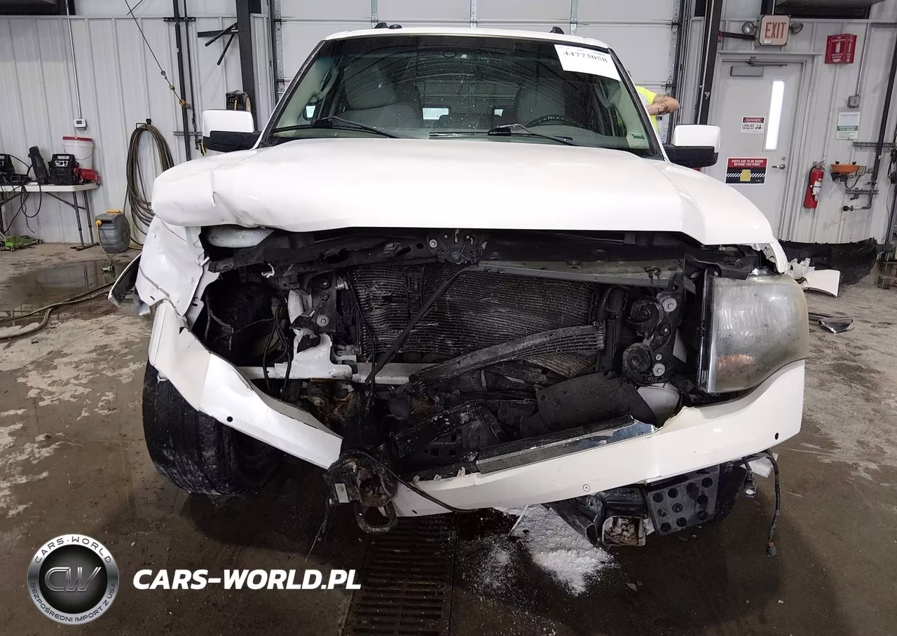 2013 Ford Expedition Limited VIN:1FMJU2A51DEF02695 - 6