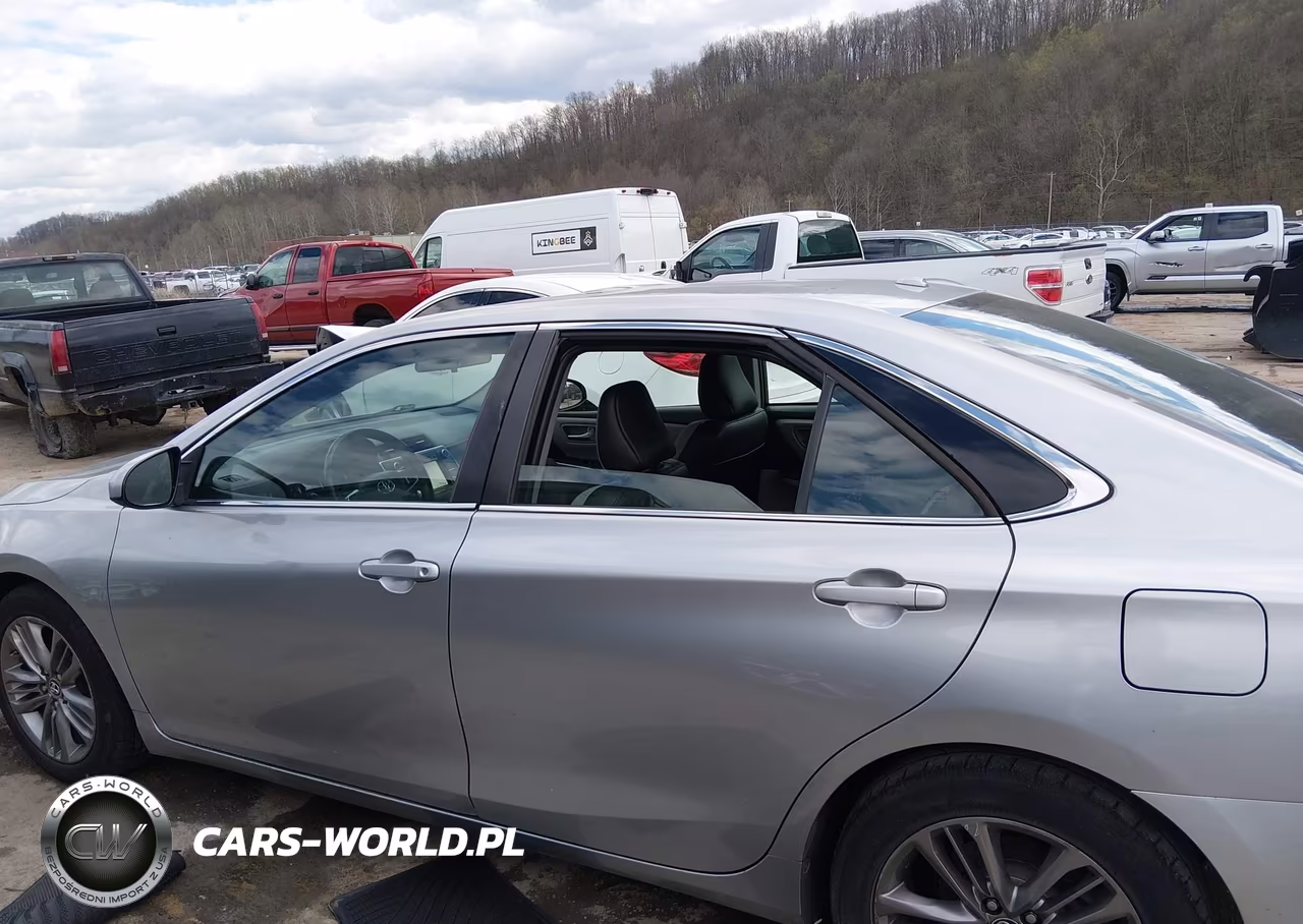 2016 Toyota Camry Se VIN:4T1BF1FK5GU528007 - 14