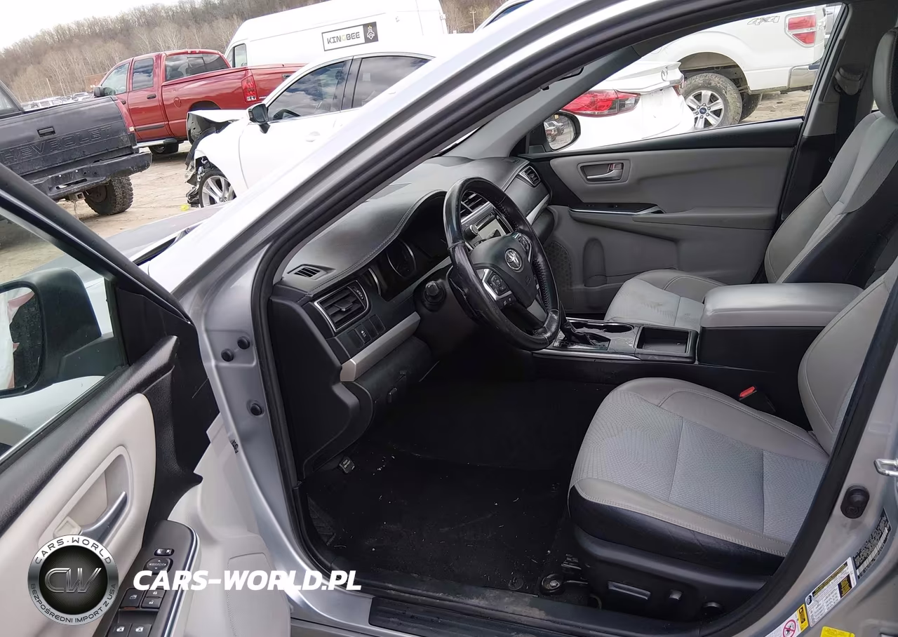 2016 Toyota Camry Se VIN:4T1BF1FK5GU528007 - 5