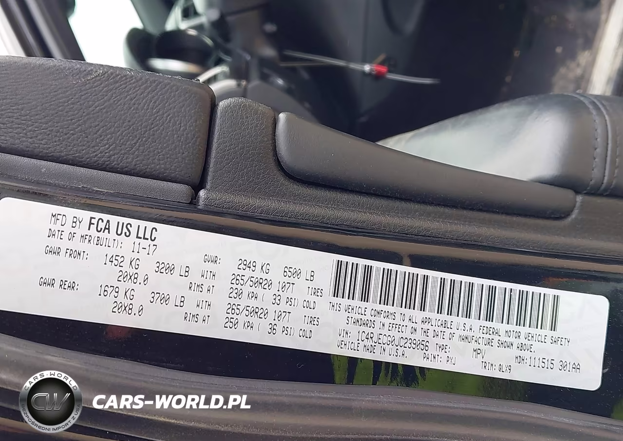 2018 Jeep Grand Cherokee High Altitude 4X2 VIN:1C4RJECG0JC239056 - 9