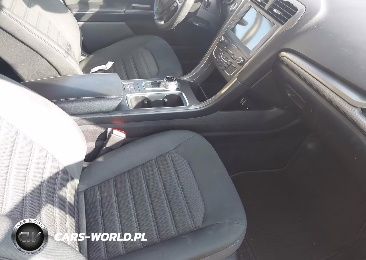 2019 Ford Fusion Hybrid Se VIN:3FA6P0LUXKR255624 - 5