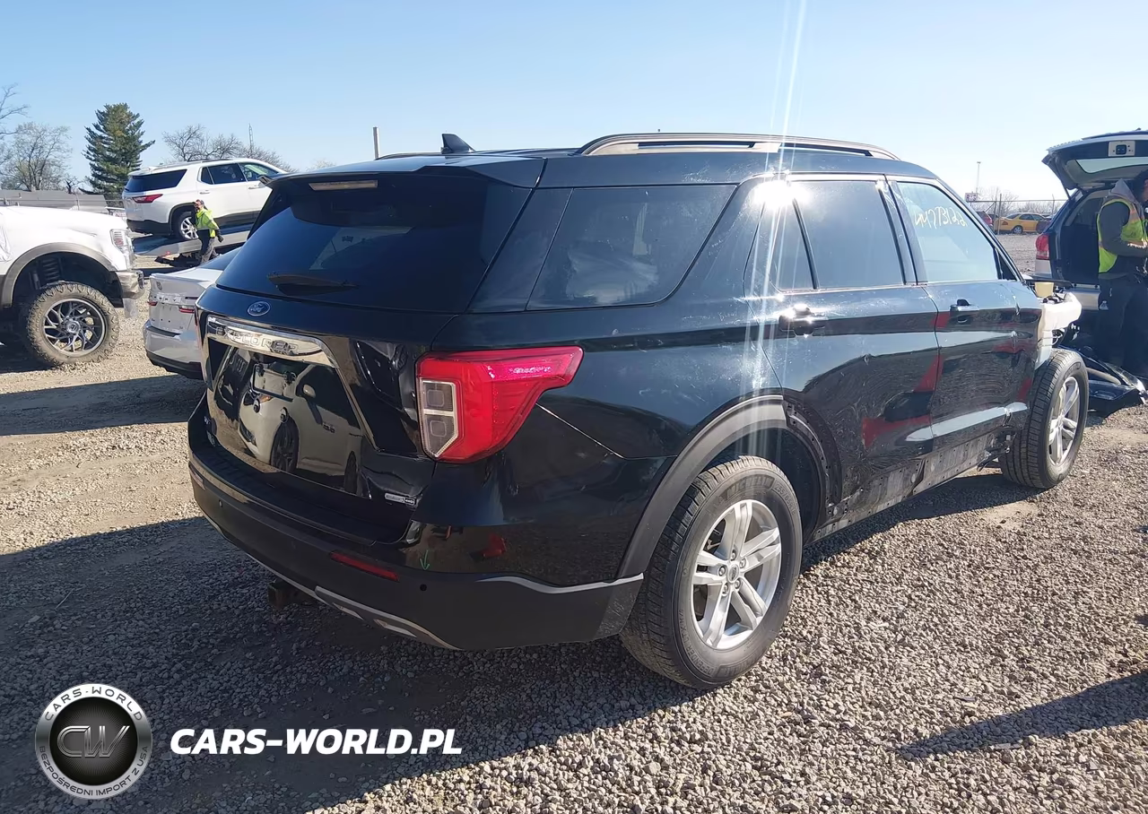 2020 Ford Explorer Xlt VIN:1FMSK8DH8LGC02898 - 4
