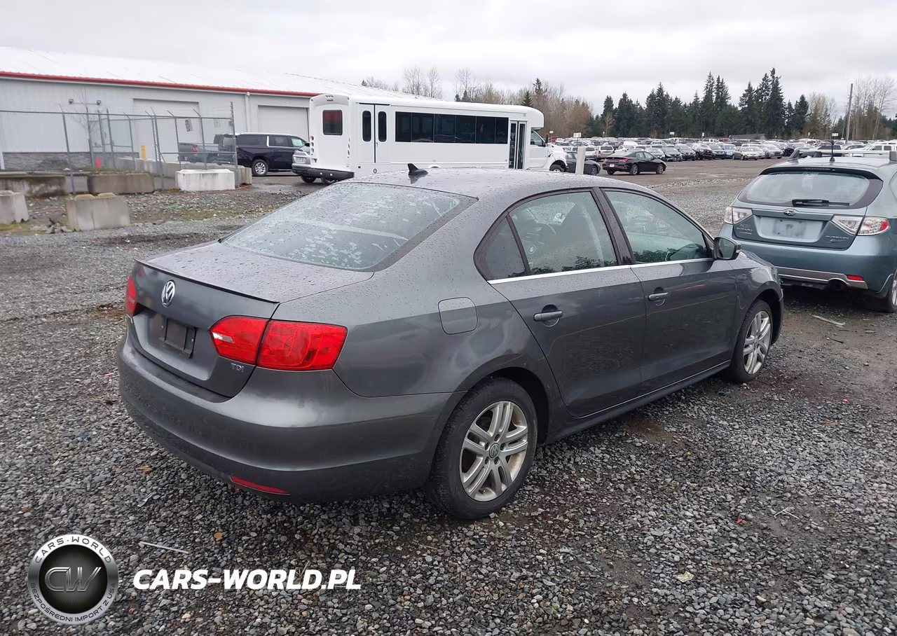 2012 Volkswagen Jetta 2.0L Tdi VIN:3VWLL7AJ6CM362062 - 4
