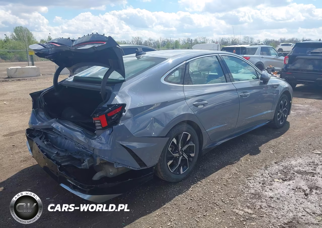 2024 Hyundai Sonata Sel VIN:KMHL64JA9RA424113 - 4