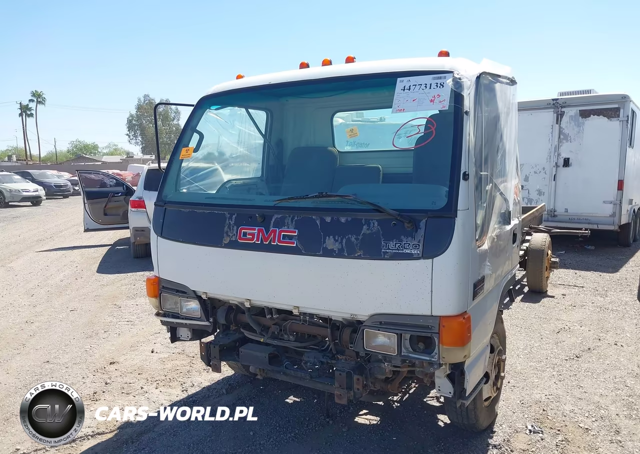 2001 GMC W3S042 12,000 Gvwr