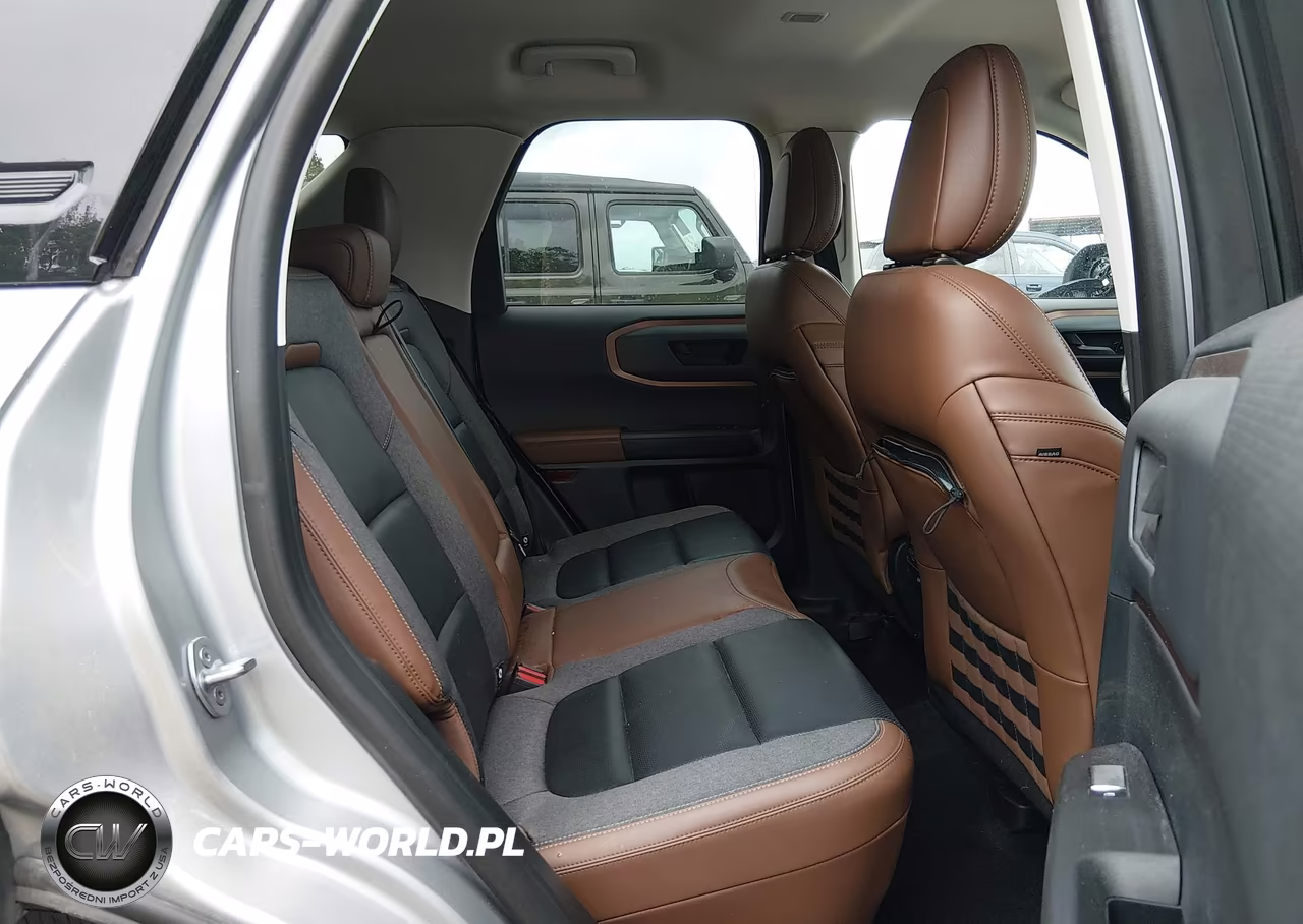 2021 Ford Bronco Sport Outer Banks VIN:3FMCR9C69MRB02504 - 8