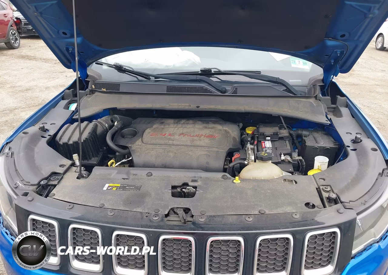 2018 Jeep Compass Latitude 4X4 VIN:3C4NJDBB5JT455715 - 10