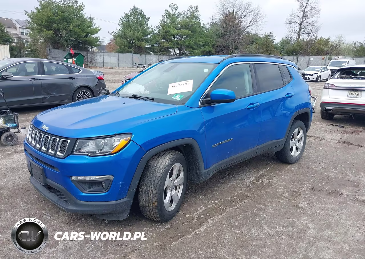 2018 Jeep Compass Latitude 4X4 VIN:3C4NJDBB5JT455715 - 2
