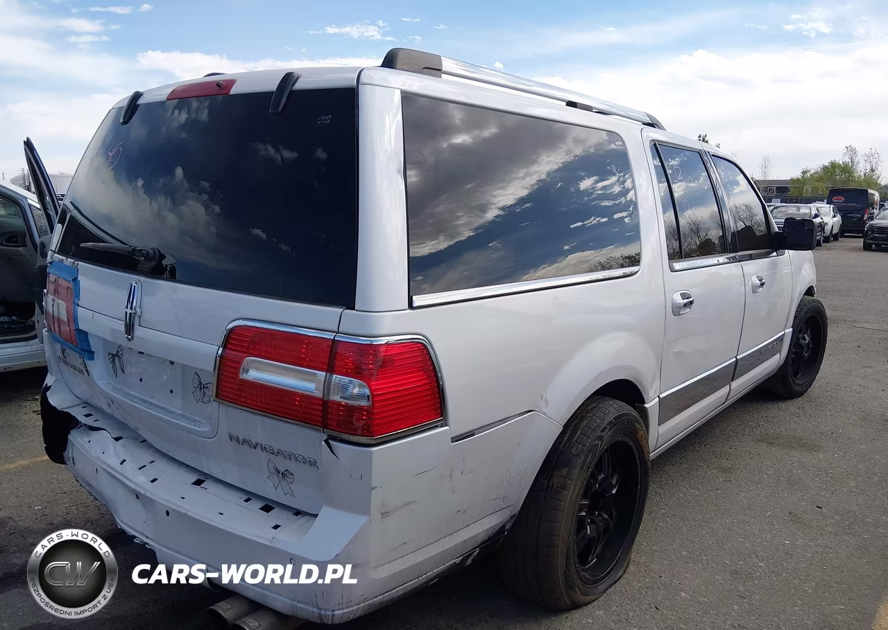 2012 Lincoln Navigator L VIN:5LMJJ3J52CEL00815 - 4