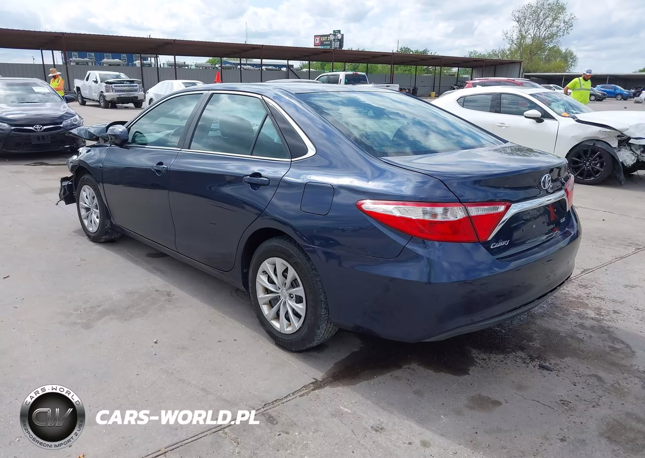 2016 Toyota Camry Le VIN:4T4BF1FK0GR576665 - 3