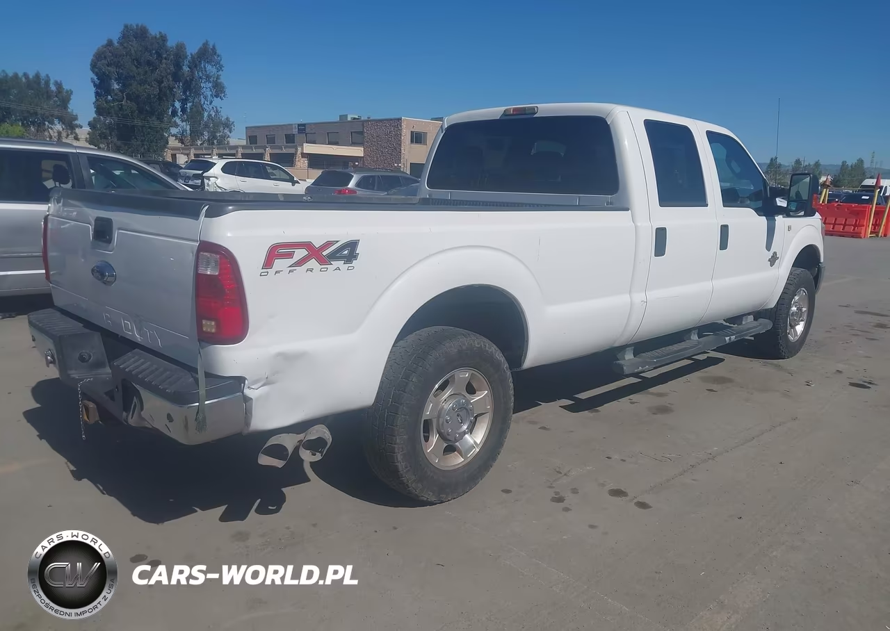 2014 Ford F-250 Xlt VIN:1FT7W2BT5EEA79398 - 4