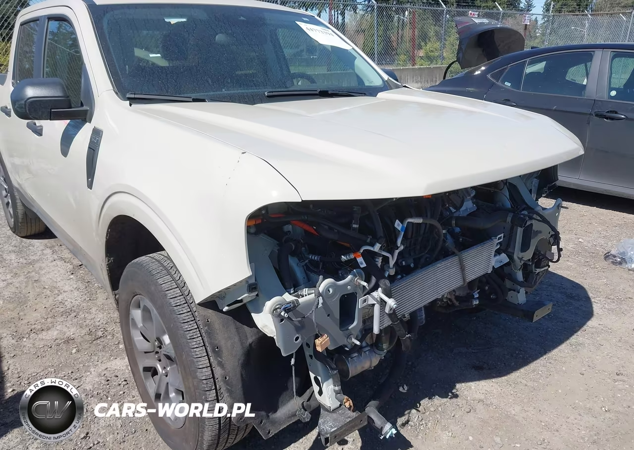 2024 Ford Maverick Xlt VIN:3FTTW8H34RRA97368 - 13
