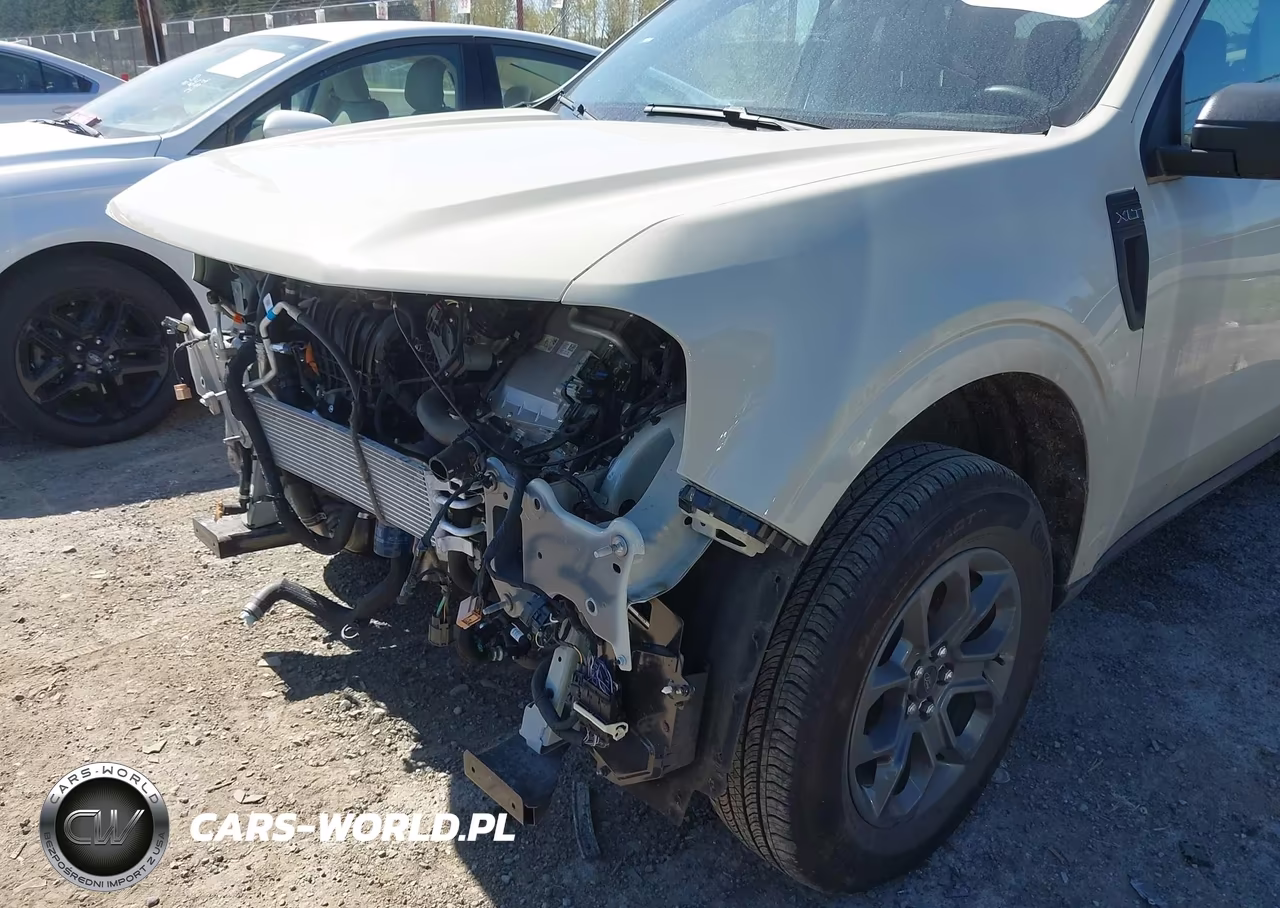 2024 Ford Maverick Xlt VIN:3FTTW8H34RRA97368 - 14