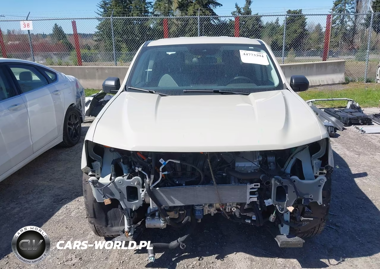 2024 Ford Maverick Xlt VIN:3FTTW8H34RRA97368 - 16
