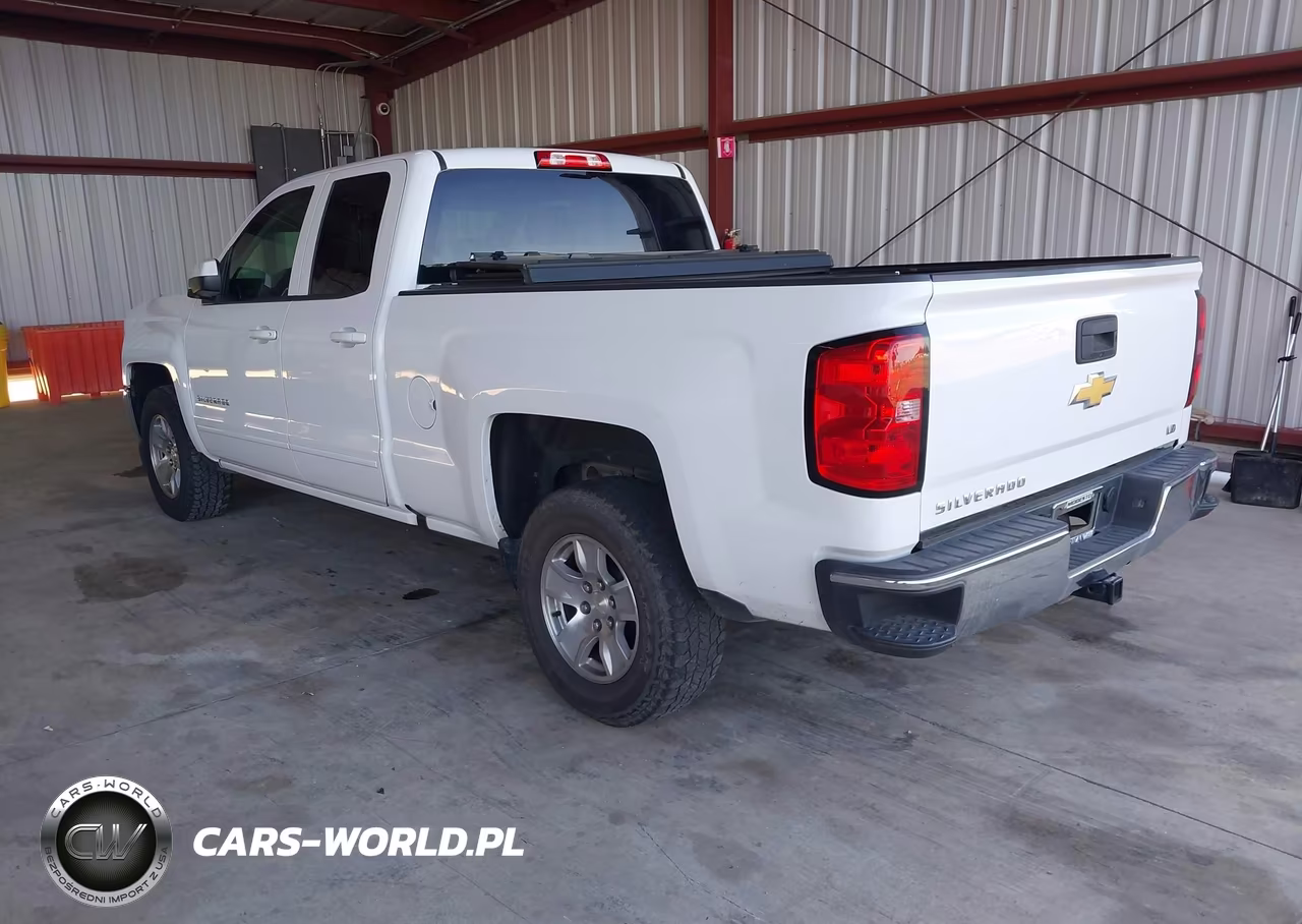 2019 Chevrolet Silverado 1500 Ld Lt VIN:2GCRCPEC6K1127904 - 3
