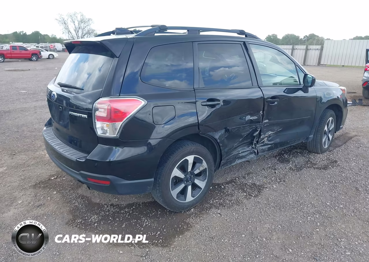 2017 Subaru Forester 2.5I Premium VIN:JF2SJAEC4HH503849 - 4