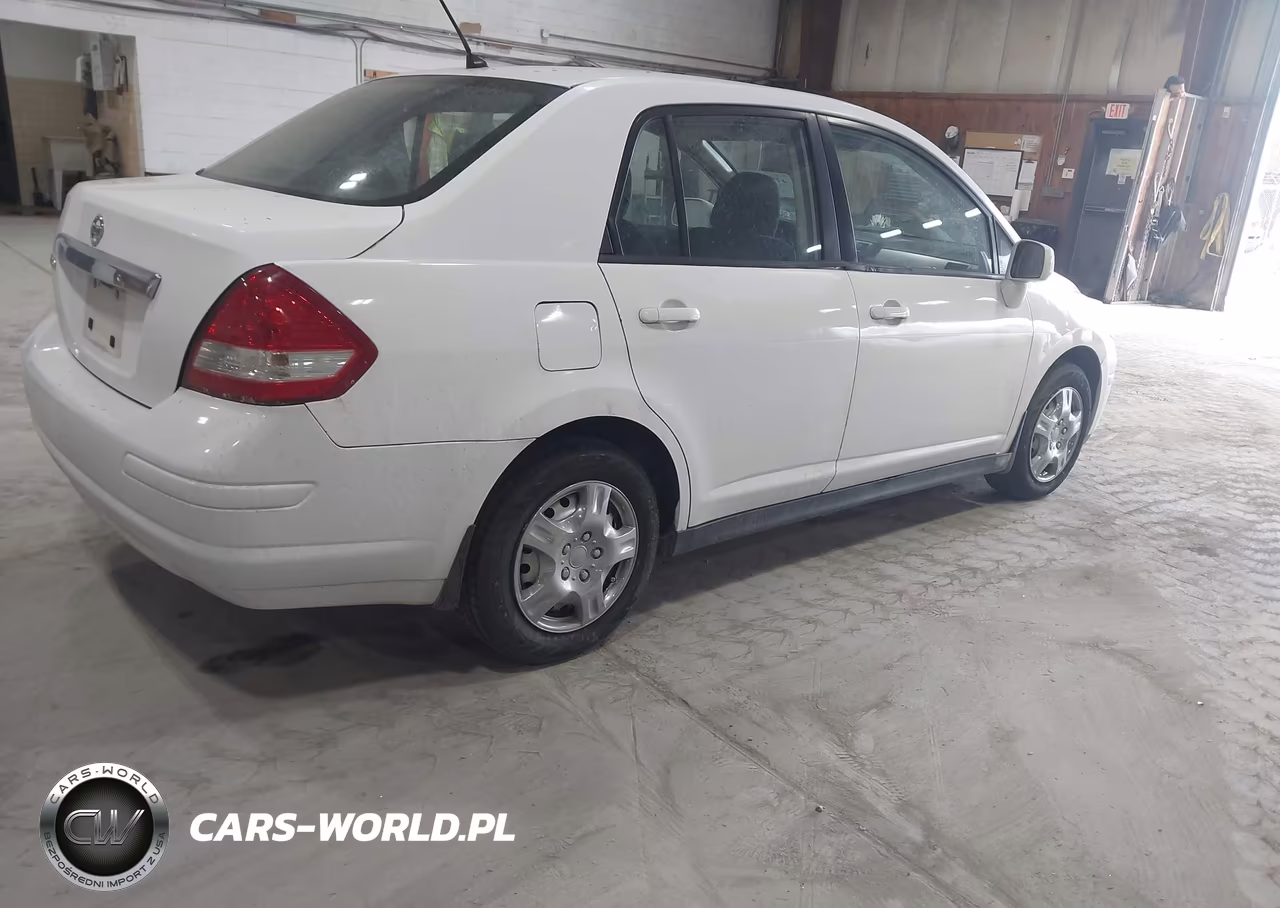 2011 Nissan Versa 1.8S VIN:3N1BC1AP0BL364591 - 4