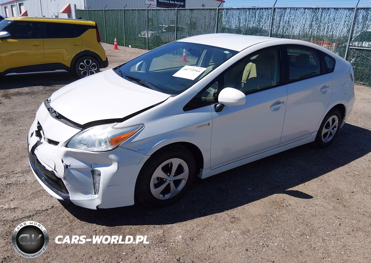 2014 Toyota Prius Two VIN:JTDKN3DU8E1758033 - 2