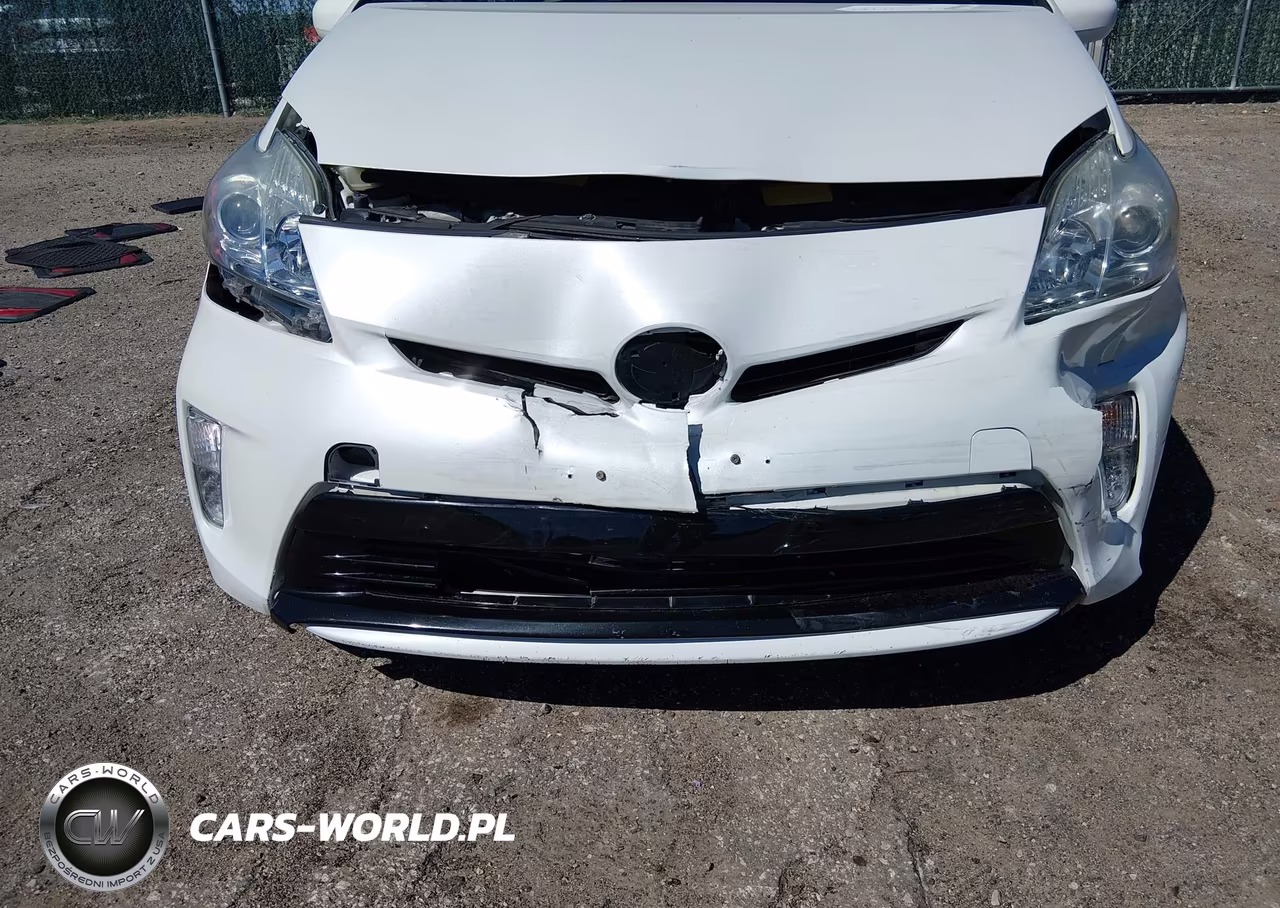 2014 Toyota Prius Two VIN:JTDKN3DU8E1758033 - 6