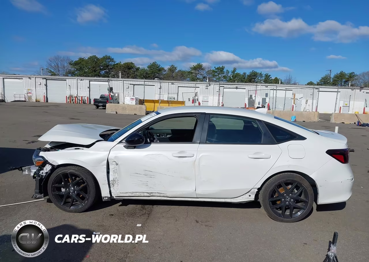 2025 Honda Civic Sport VIN:2HGFE2F54SH530594 - 14