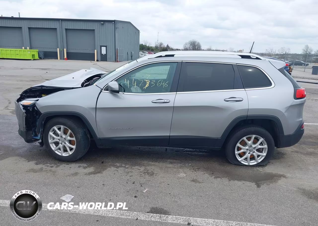 2018 Jeep Cherokee Latitude Plus Fwd VIN:1C4PJLLX6JD557026 - 14