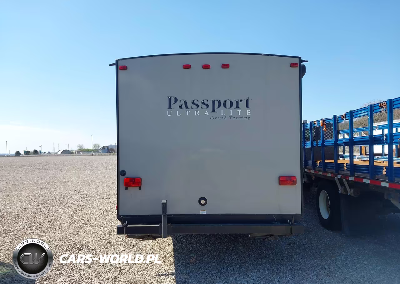 2016 Passport Ultra Lite Grand Touring VIN:4YDT28123GT412795 - 16