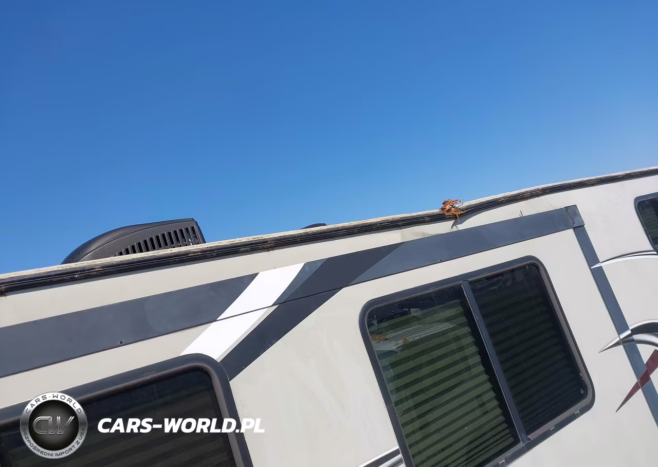 2016 Passport Ultra Lite Grand Touring VIN:4YDT28123GT412795 - 6