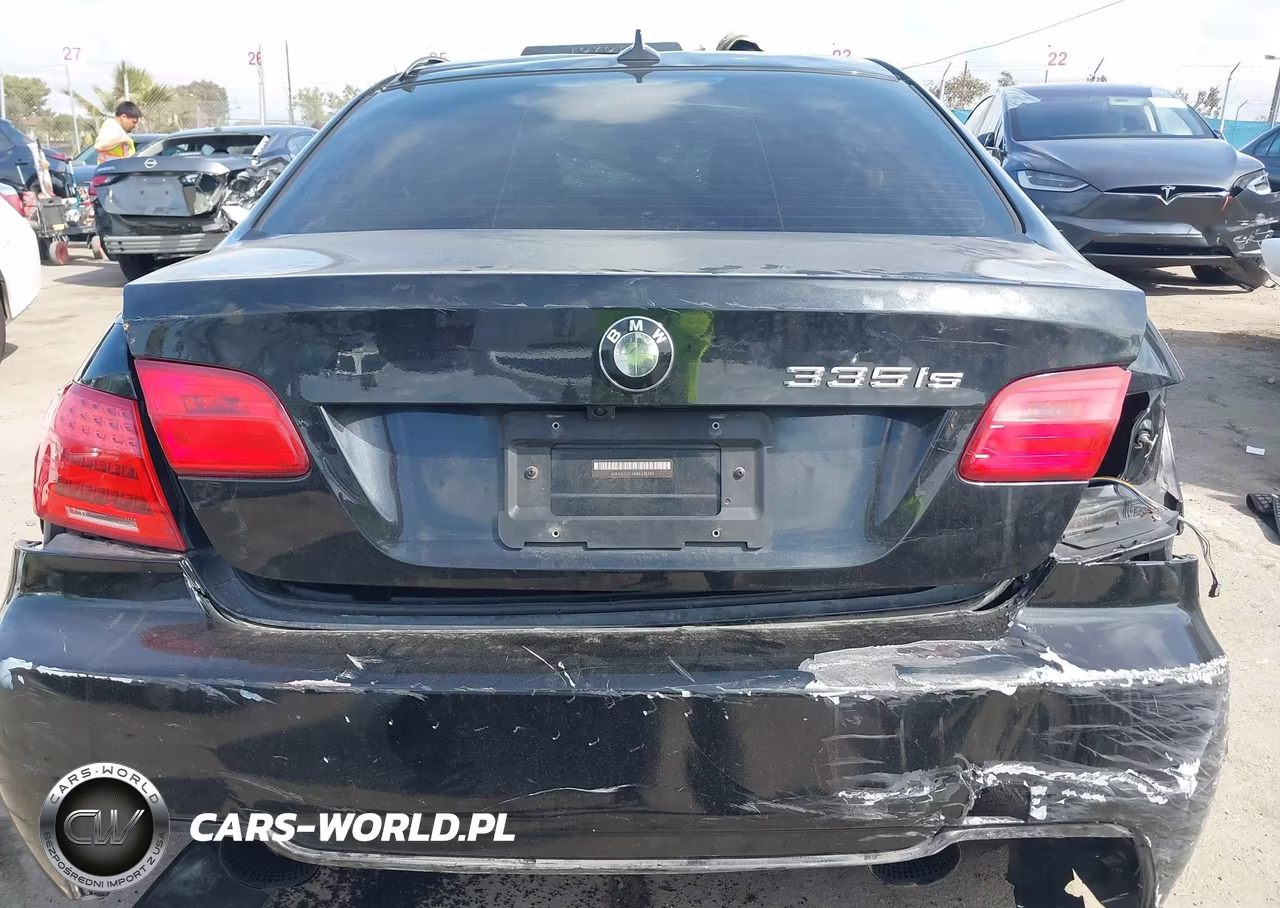 2011 BMW 335Is VIN:WBAKG1C56BE618380 - 17