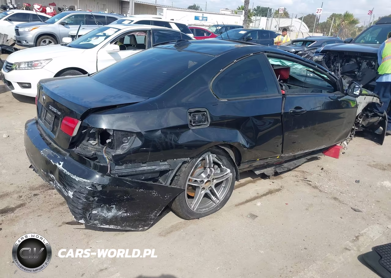 2011 BMW 335Is VIN:WBAKG1C56BE618380 - 4
