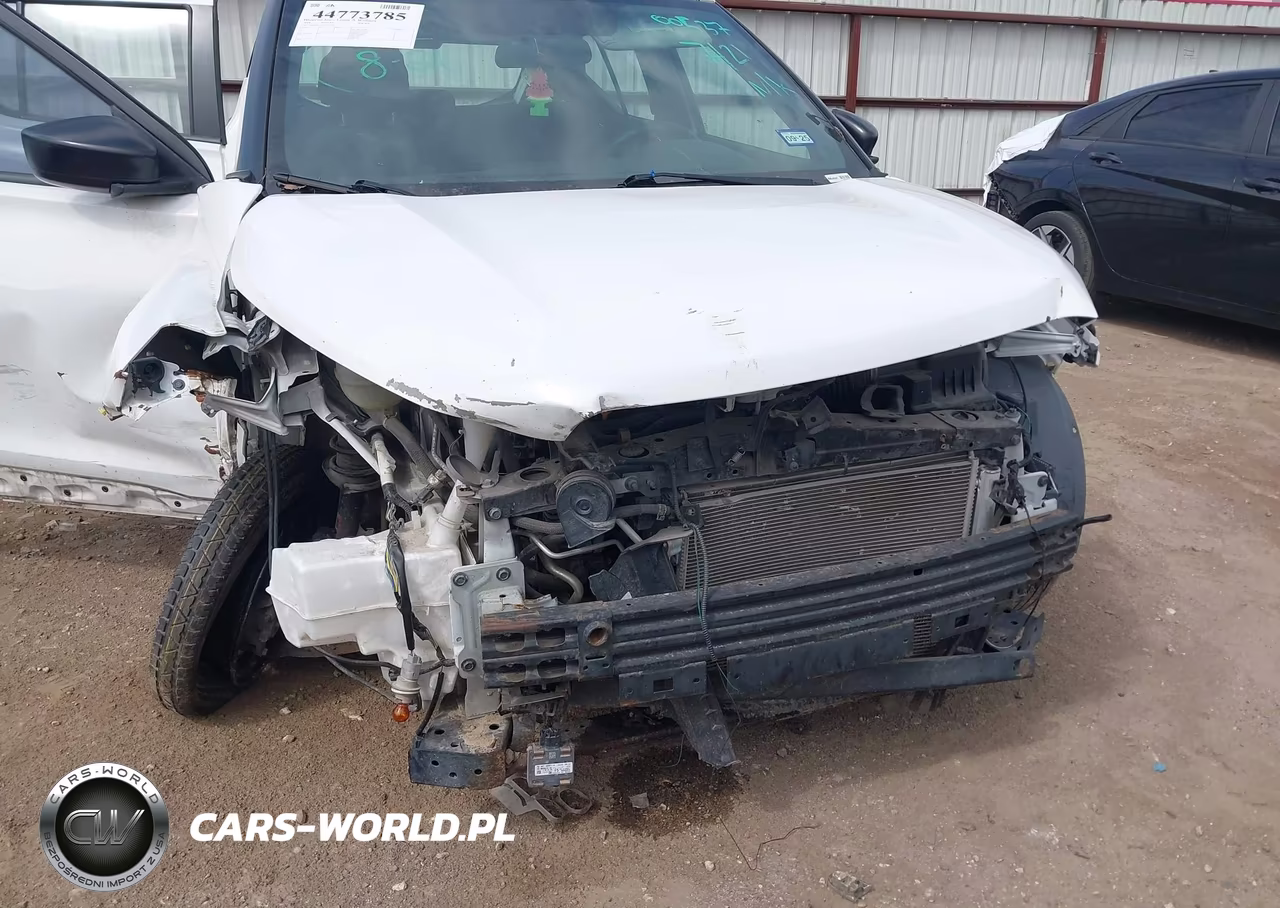 2018 Nissan Kicks S VIN:3N1CP5CU9JL531337 - 6