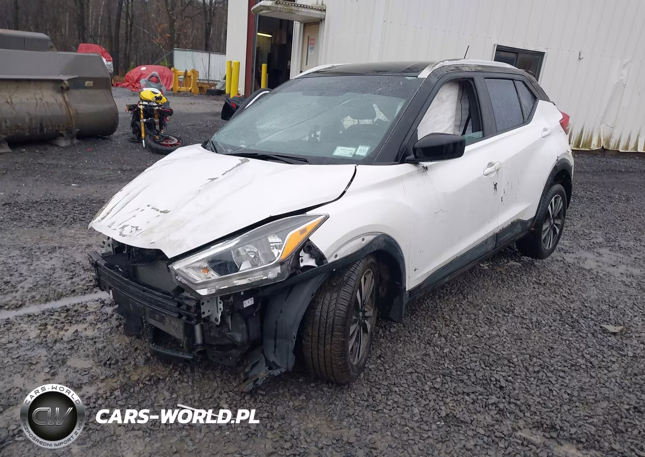 2018 Nissan Kicks Sv VIN:3N1CP5CU5JL515894 - 2