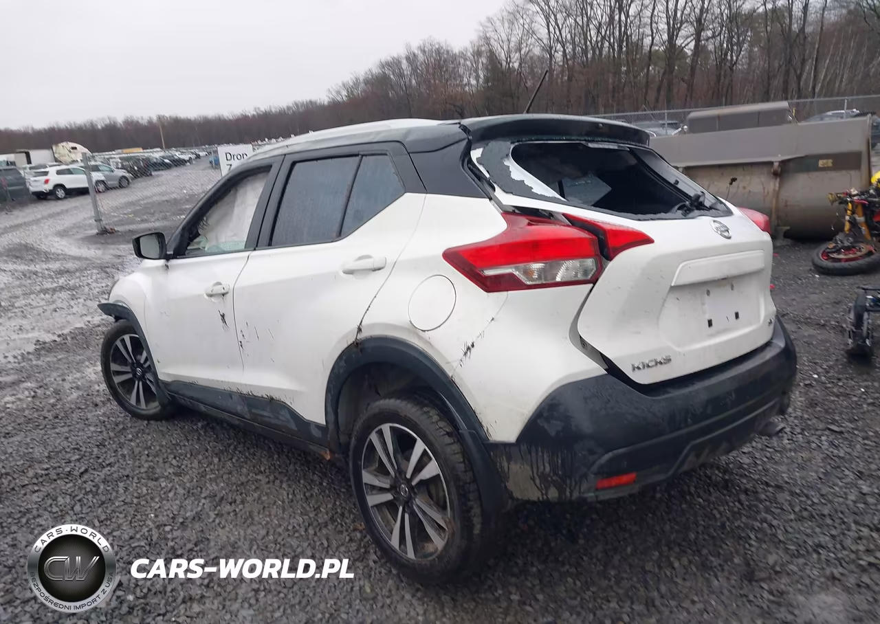 2018 Nissan Kicks Sv VIN:3N1CP5CU5JL515894 - 3