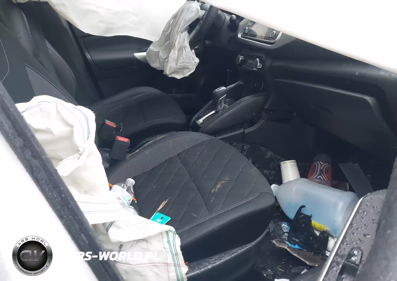 2018 Nissan Kicks Sv VIN:3N1CP5CU5JL515894 - 5