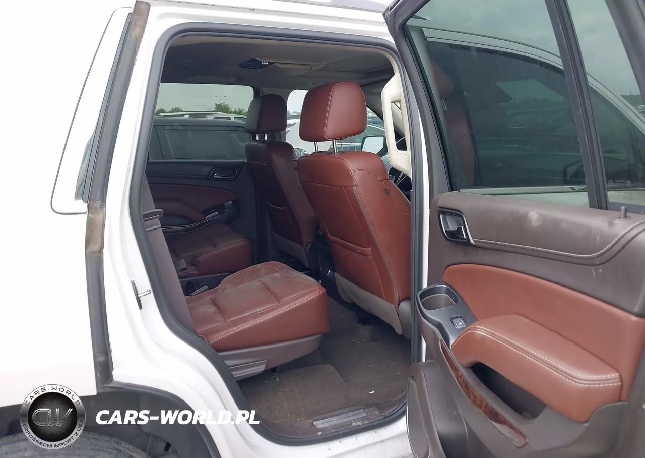 2018 Chevrolet Tahoe Premier VIN:1GNSCCKC8JR296141 - 8