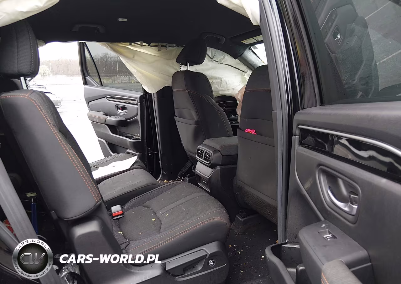 2025 Honda Pilot Sport VIN:5FNYG1H38SB097486 - 8