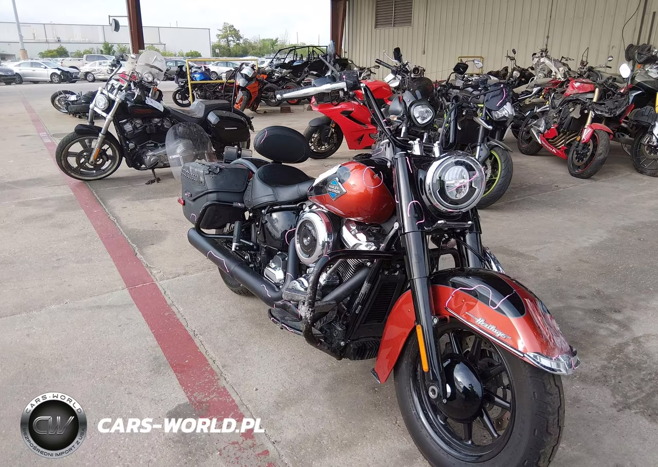 2025 Harley-Davidson Flhc