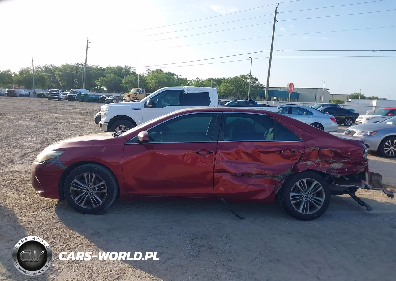2015 Toyota Camry Se VIN:4T1BF1FK5FU887694 - 15