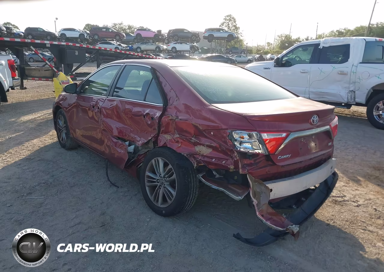 2015 Toyota Camry Se VIN:4T1BF1FK5FU887694 - 3