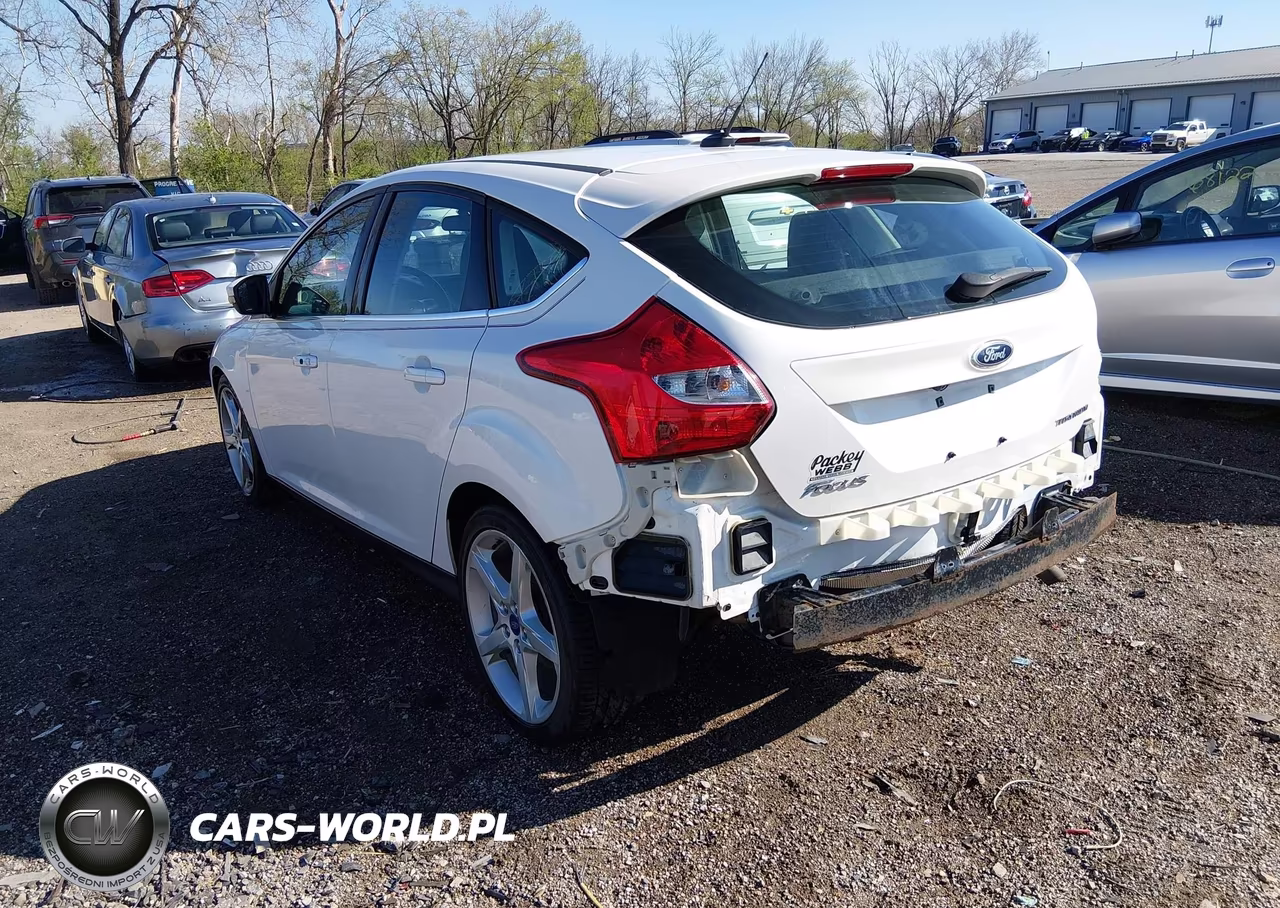 2013 Ford Focus Titanium VIN:1FADP3N21DL245201 - 3