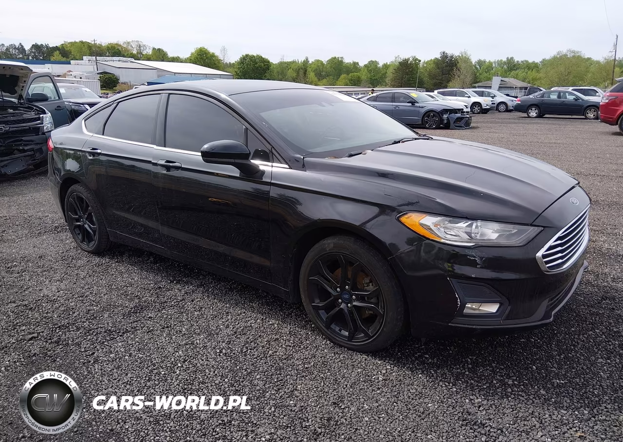 2019 Ford Fusion Se – zdjęcie 1 z 17