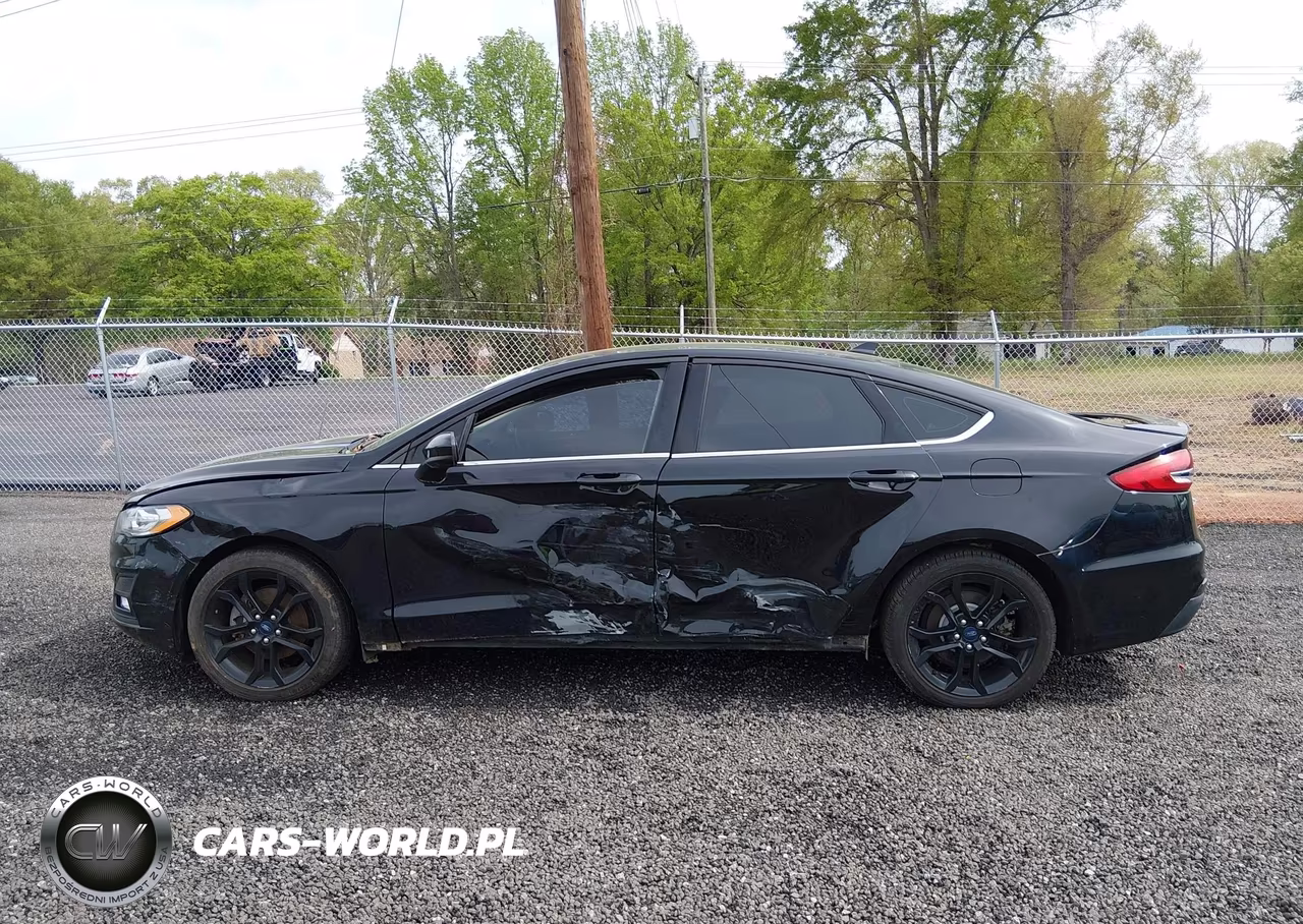 2019 Ford Fusion Se VIN:3FA6P0HD4KR228833 - 15