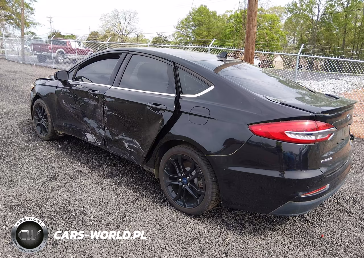 2019 Ford Fusion Se VIN:3FA6P0HD4KR228833 - 3