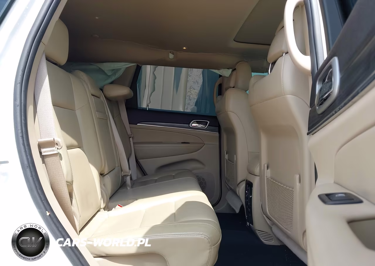 2019 Jeep Grand Cherokee Limited 4X2 VIN:1C4RJEBG4KC650141 - 8