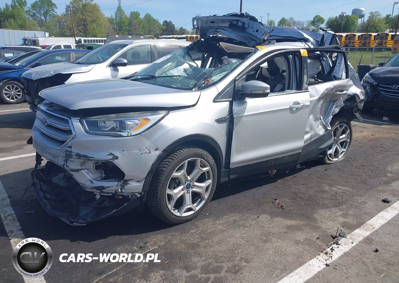 2019 Ford Escape Titanium VIN:1FMCU0J93KUA90489 - 2