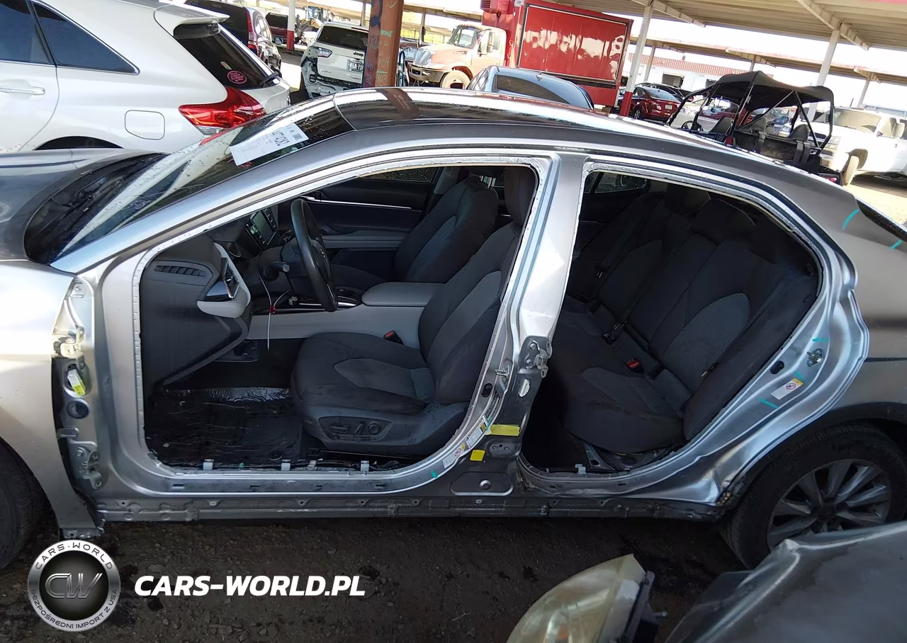 2018 Toyota Camry Le VIN:4T1B11HK9JU678687 - 14