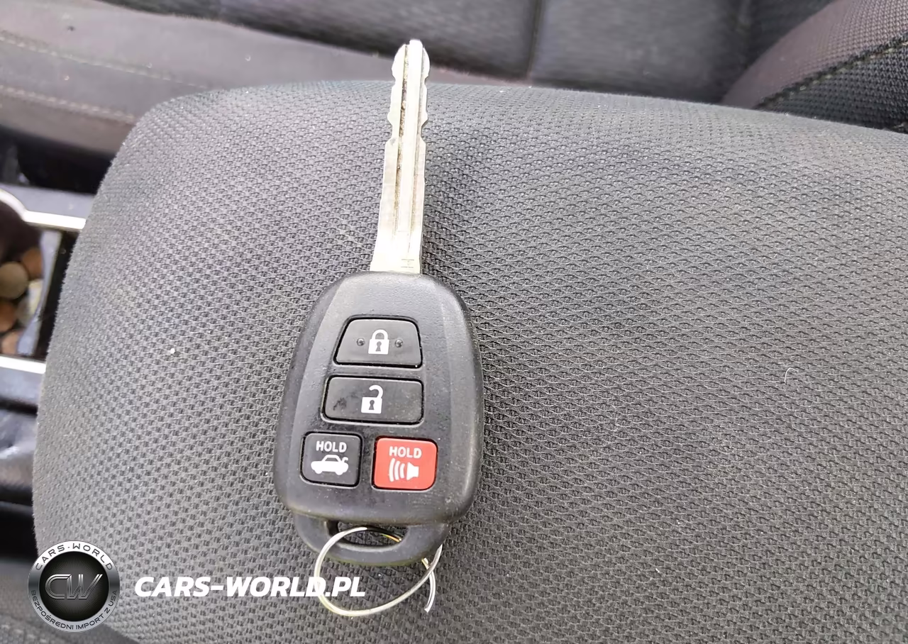 2019 Toyota Corolla Le VIN:5YFBURHE8KP947359 - 11